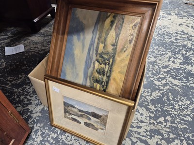 Lot 759 - A small collection of various small decorative...