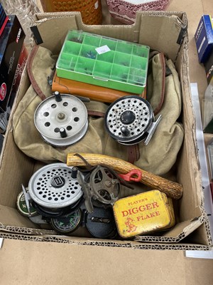 Lot 1583 - Leeda, Daiwa and other fishing reels, some...