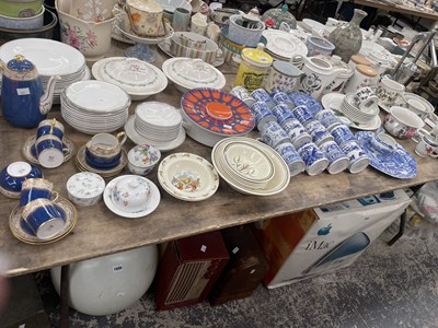 Lot 1605 - Portmeirion wares, Doulton platinum concord...