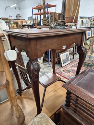 Lot 813 - A Mahogany occasional table.