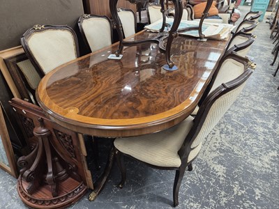 Lot 971 - A good quality H&L Epstein mahogany dining...