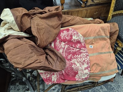 Lot 984 - A collection of vintage silk and satin and...