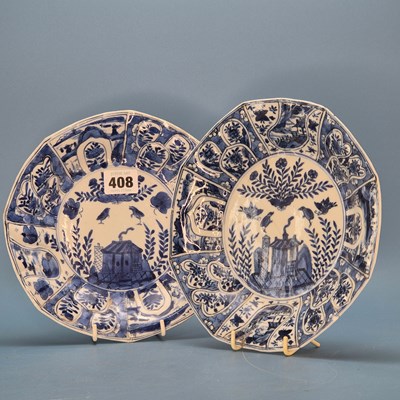 Lot 408 - A pair of Chinese blue and white plates...
