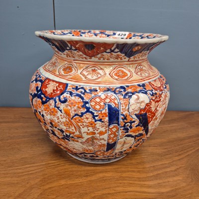 Lot 429 - An early 20th century Japanese Imari planter...