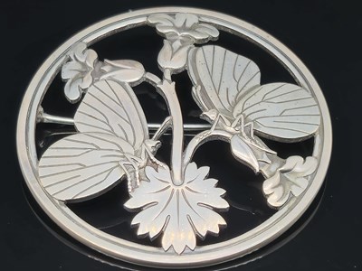 Lot 49 - A Georg Jensen hallmarked silver brooch....