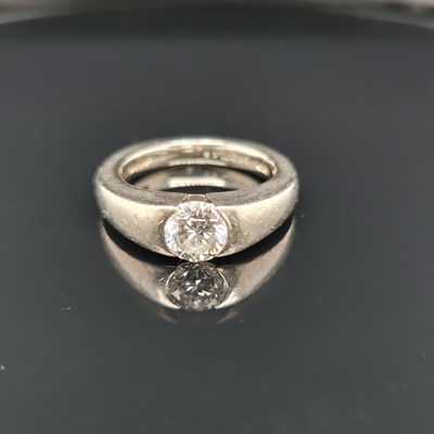 Lot 72 - Boodles & Dunthorne. An all platinum and...