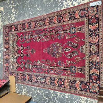 Lot 662 - An antique Persian Kashan prayer rug. 210 x...