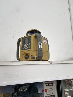 Lot 1603 - A PQS battery operated surveying tool RL-SV2S