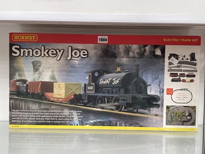 Lot 1604 - A boxed Hornby 'Smokey Joe' 00 guage electric...