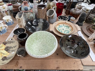 Lot 1652 - Studio pottery bowls and vases
