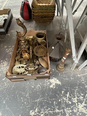 Lot 1671 - Brass ware: a doorstop, a trivet, various...