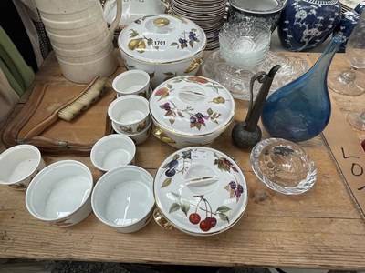 Lot 1701 - Worcester Evesham Vale wares, glass pudding...