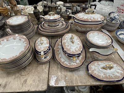 Lot 1774 - A Worcester dinner service with each piece...