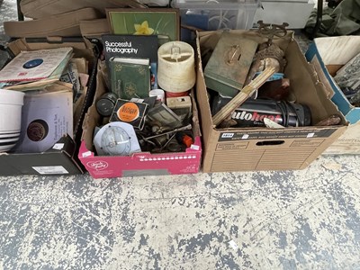 Lot 1814 - A planter and stand, 78 rpm and other records,...