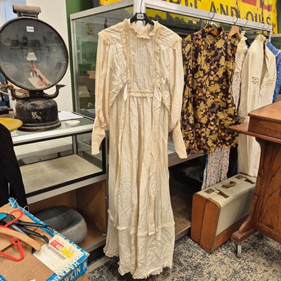 Lot 1170 - Gina Fratini. A vintage, made in England, 100%...