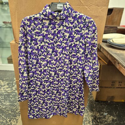 Lot 1180 - Lynette Claire Boutique. Vintage 1960s/70s...