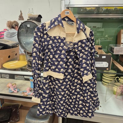 Lot 1186 - Scene One. Vintage 1960s/70s blue and white...