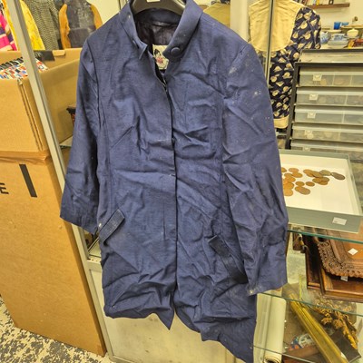 Lot 1238 - Wallis Fashion Shops. A vintage 1960s/70s Navy...