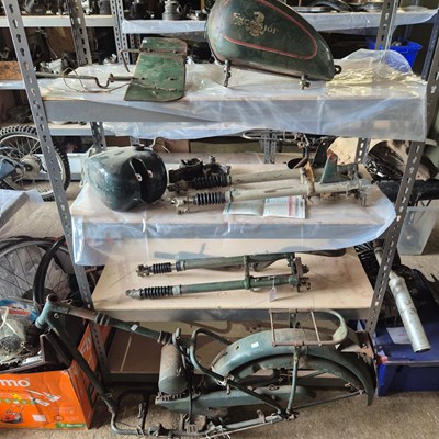 Lot 1425 - Motorcycle- Excelsior - Frame, part engine,...