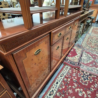 Lot 2239 - A group of modern living room furniture...