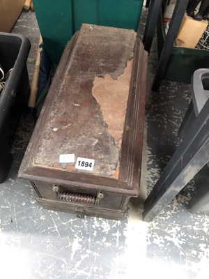Lot 1894 - A wooden cased Singer sewing machine Prov....