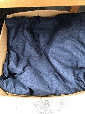 Lot 1916 - Blue interlined curtains, a bedspread and...