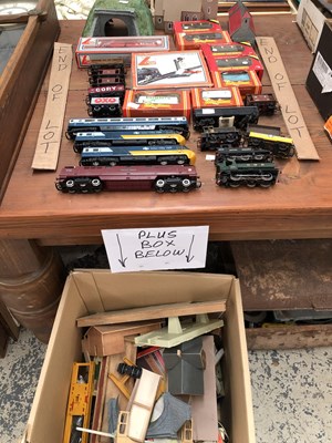 Lot 1920 - Hornby 00 guage electric trains, rolling stock...