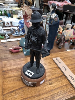 Lot 1978 - A 1991 presentation figure of a 1939 fireman...