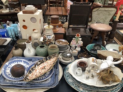 Lot 1982 - A collection of platters, studio pottery,...