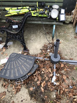 Lot 1297a - A parasol base and various mesh panels