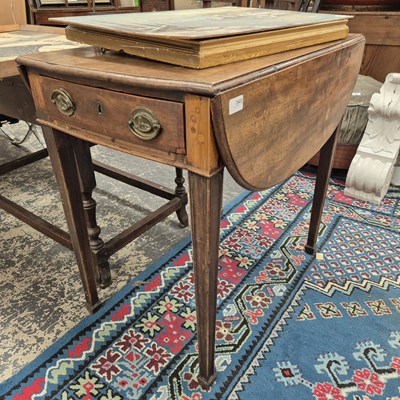 Lot 2403 - A mahogany Pembroke table.