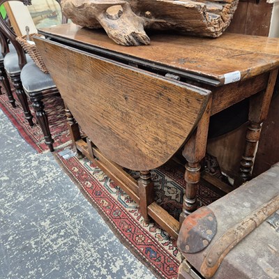 Lot 2458 - 18th-century oak gate leg table. H 71 x W 104...