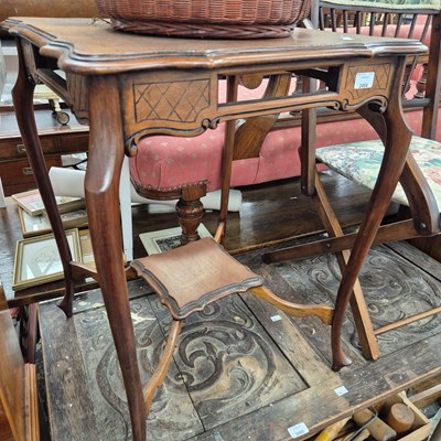 Lot 2484 - An Edwardian occasional table.