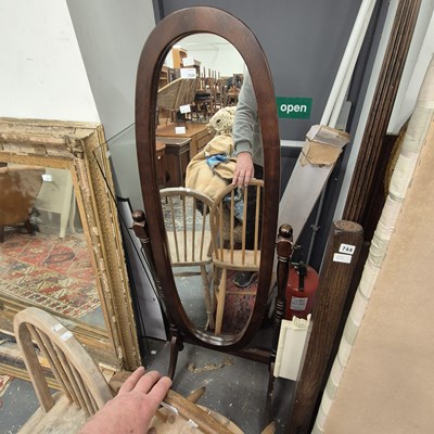 Lot 2526 - A cheval mirror.