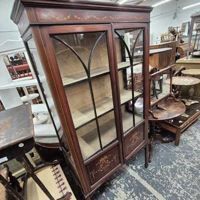 Lot 2536 - An Edwardian mahogany display cabinet.