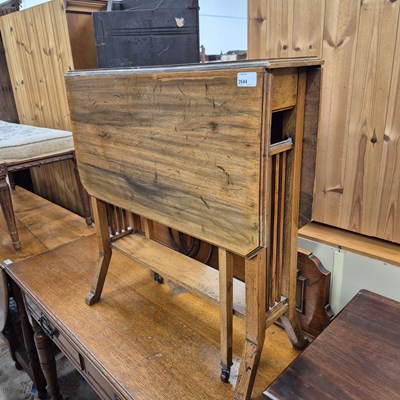 Lot 2644 - Edwardian walnut Sutherland table.