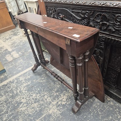 Lot 2711 - A Victorian Sutherland table.