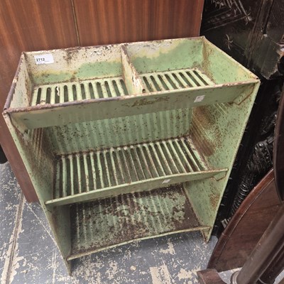 Lot 2712 - A vintage vegetable rack.