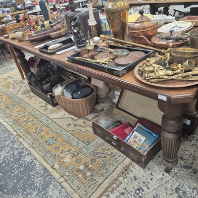 Lot 2756 - A late Victorian mahogany dining table on...