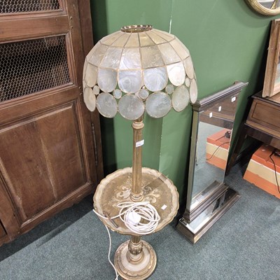 Lot 2774 - An Italian-style standard lamp.