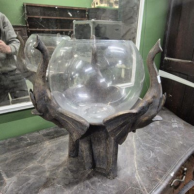 Lot 2787 - A fishbowl on a stand.
