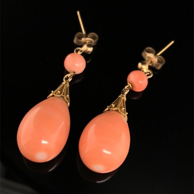 Lot 16 - A pair of Etruscan revival coral drop earrings....