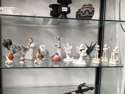 Lot 218 - Gobels, Lladro, Copenhagen, Coalport, and...