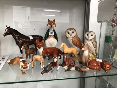 Lot 223 - A quantity of Beswick, Doulton and other...