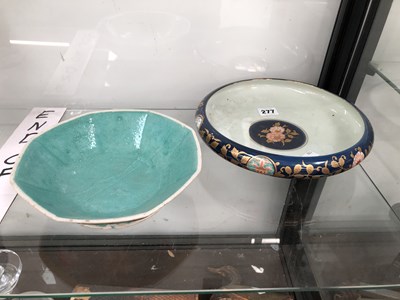 Lot 277 - A Japanese gilt-decorated porcelain bowl and a...