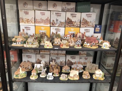 Lot 358 - Lilliput Lane -  A collection to include, St...