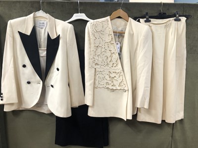 Lot 159 - A Nolan Miller the Dynasty Collection size 4...