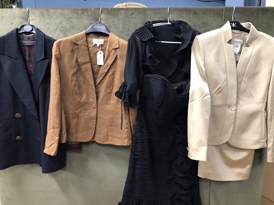 Lot 170 - Louis Feraud/Feraud ladies' clothes to include...