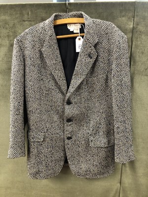 Lot 191 - A vintage 1980s G. Gucci Men's herringbone...