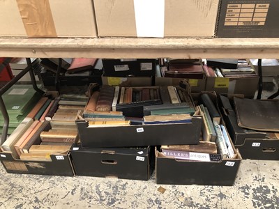 Lot 123 - Books- a large collection- English Ceramics,...
